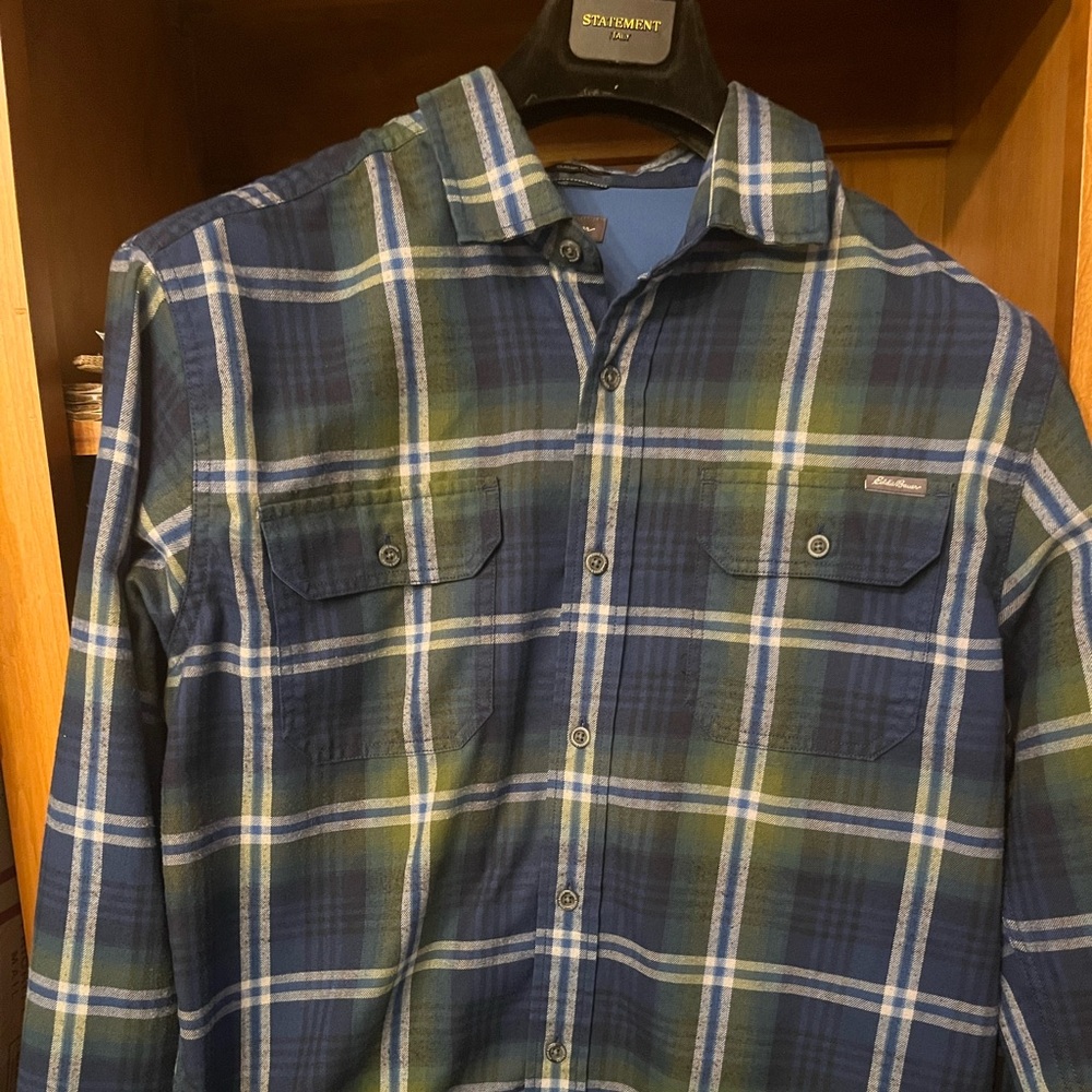 Eddie Bauer flannel size L, classic fit